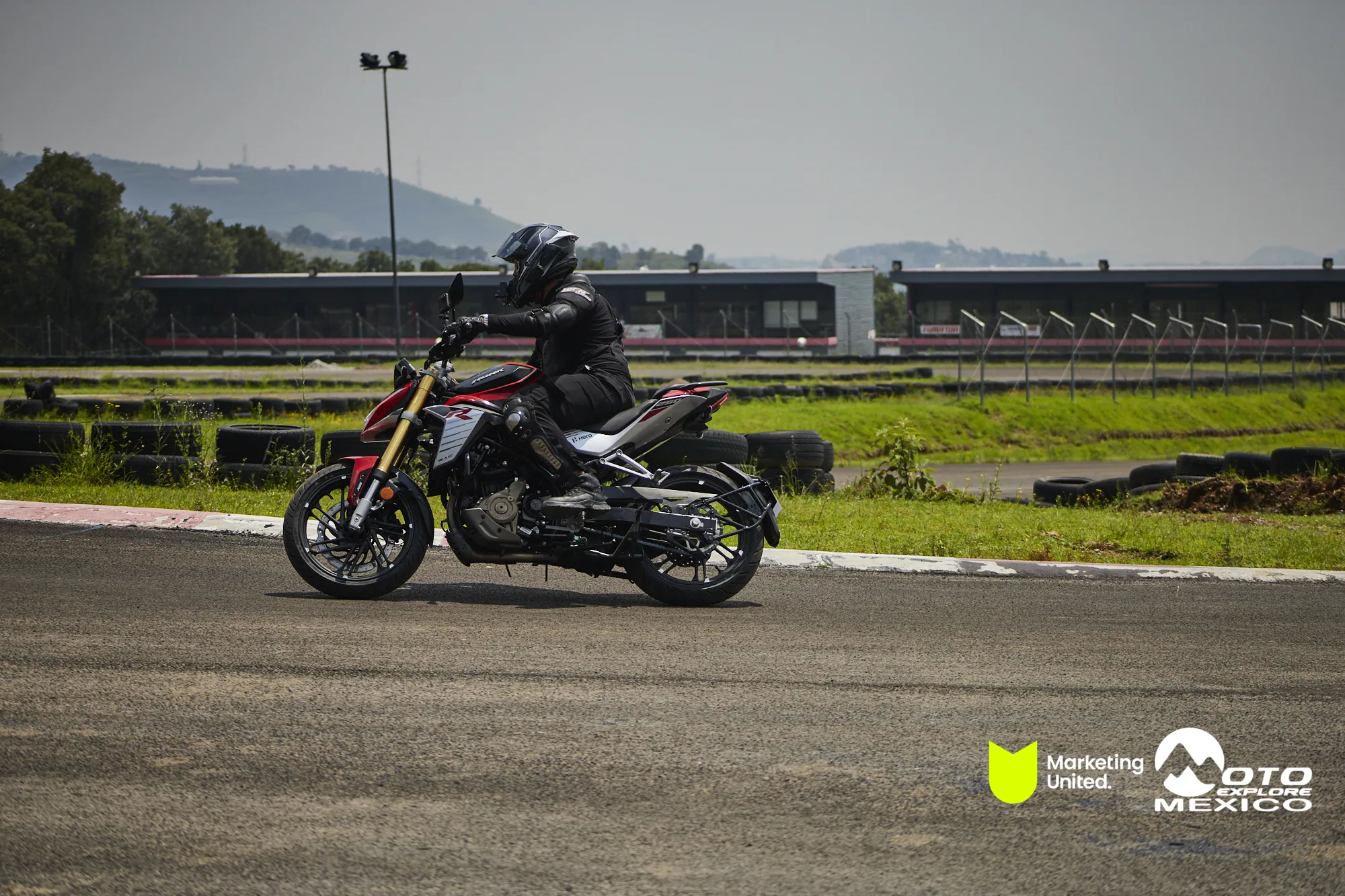 HUNK TRACKDAY 309